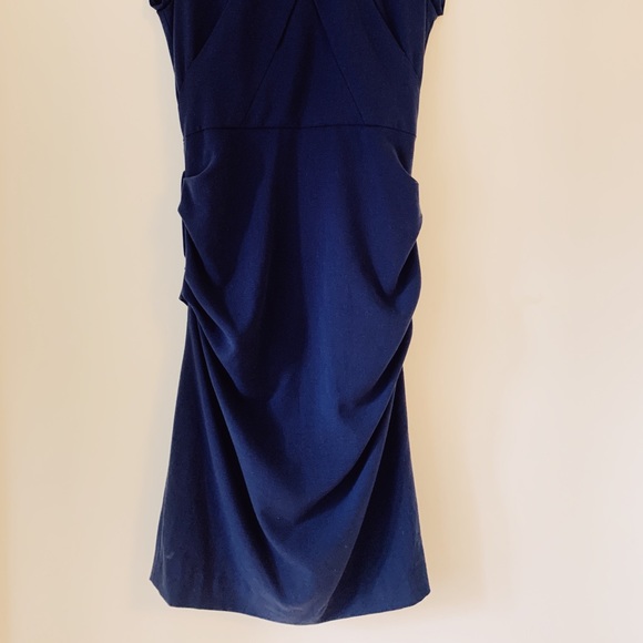 Max Azria dress size 2 - Picture 5 of 5